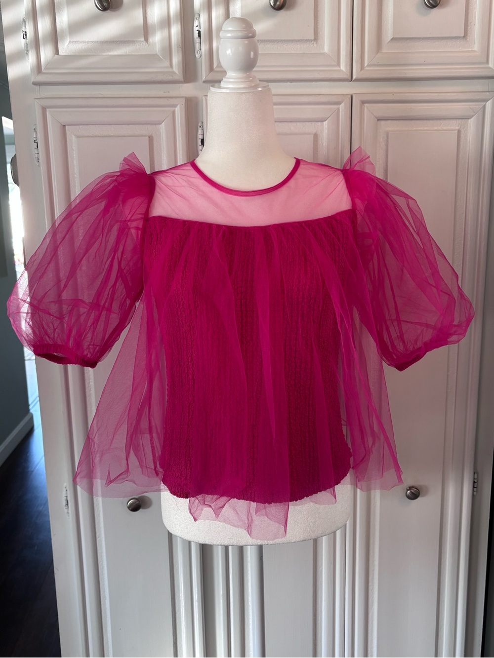 Anthropologie Pink Sheer Tulle Puff Sleeve Smocked Blouse Top Size Small - Picture 2 of 12